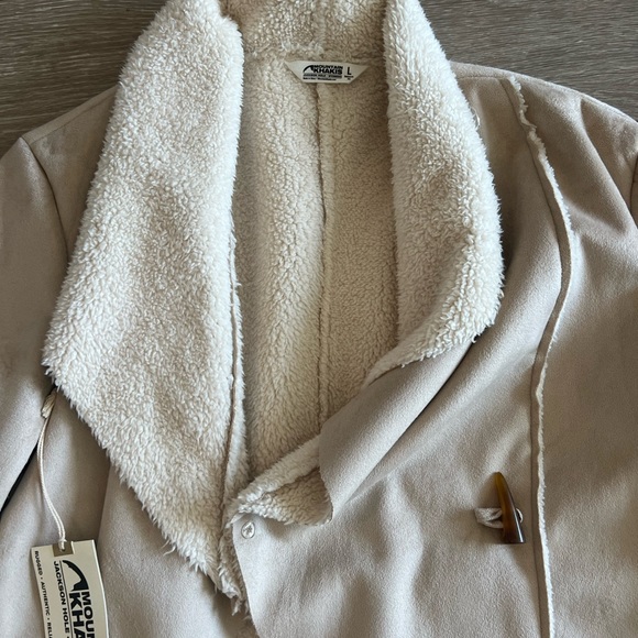 Mountain khakis shearling jacket - Picture 3 of 3